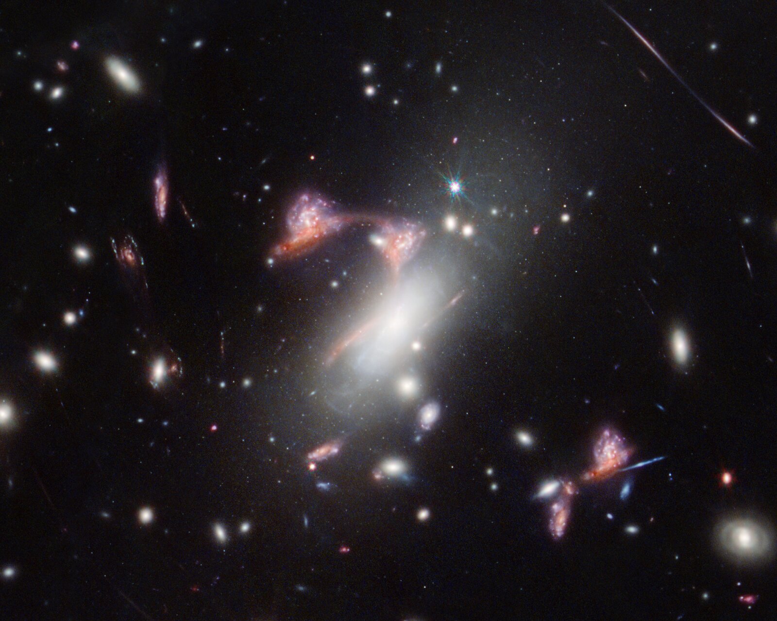 Gravitationally lensed galaxies forming a question mark